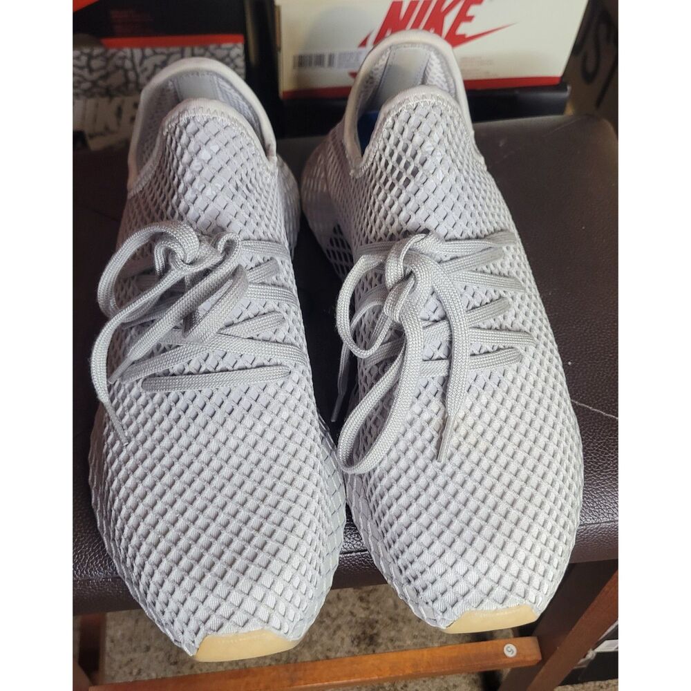 Adidas Deerupt Runner CQ2628 Grey Gum Men's Size 10 Mesh Sneakers Used w/ Box - Picture 3 of 7
